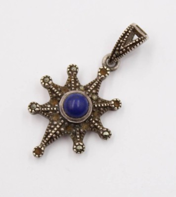 Auktion 376<br>925er Silber-Anhänger, Lapis, ca. L-3,5cm 3,8gr., [1]