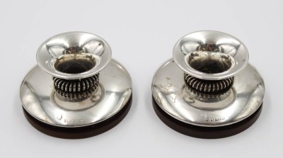 Auktion 376<br>Leuchterpaar, Silber gefüllt, ca. H-2,7cm D-5cm [1]