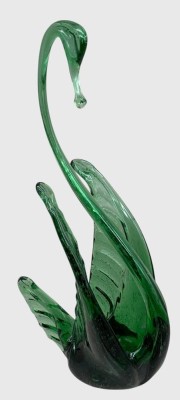 Auktion 376<br>Glas Schwan, grün, mit Abriss, H-15,5 cm und Scalar, 6x7 cm [1]