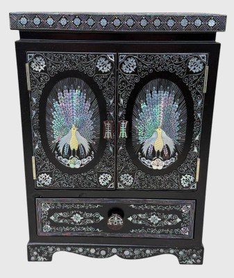 Auktion 376<br>chines. Schmuckschränkchen, Lackarbeit mit Perlmutt Intarsien, neu in OVP, 1974 erworben, nie benutzt, H-32 cm, 23x13 cm [1]