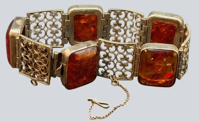 Auktion 376<br>Silberarmband-835- mit Bernsteinen, Fischlandschmuck, L-18 cm, 31 gr [1]