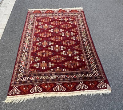 Auktion 376<br>turkmenischer Yamut Teppich , 122x189 cm [1]