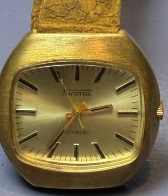 Auktion 376<br>vintage mechan. Armbanduhr 