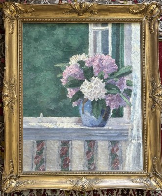 Auktion 376<br>anonym, Blumen im Fenster, Öl/Leinen, alt gerahmt, RG 70x60 cm [1]