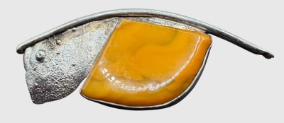 Auktion 376<br>Designer-Silber-Brosche mit gelben Stein, B-8 cm, 18,64 gr [1]