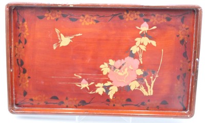 Auktion 376<br>vintage japanisches Holzlack-Tablett, sogenanntes Obon, wohl Anf. 20. Jhd., Alters-u. Gebrauchsspuren, ca. 32,5 x 54,5cm [1]