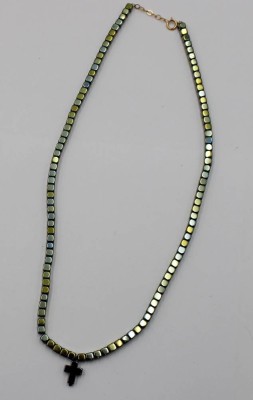 Auktion 376<br>Hämatit-Halskette, kl. Kreuzanhänger, ca. L-40cm [1]