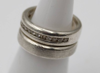 Auktion 376<br>2x div. Silber-Ringe, 925er, 1x klare Steine, zus. 11,2gr., RG 52/53 [1]
