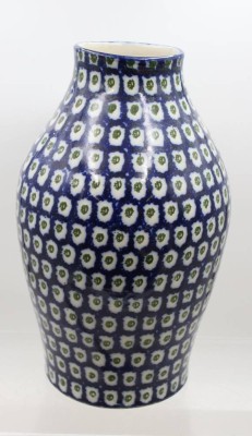 Auktion 376<br>hohe Bunzlauer Keramik Vase, Pfauenaugendekor, älter, am Hals Altriss, ca. H-33,5cm [1]