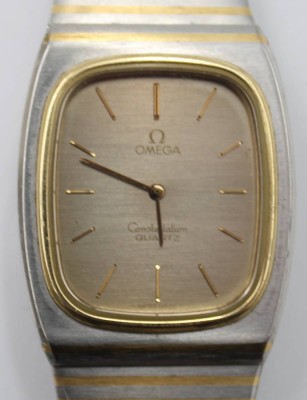 Auktion 376<br>Vintage Omega Constellation Chronometer Quartz, Omega-Quarz-Kaliber 1351, Werk nicht geprüft, Tragespuren, ca. 3,7 x 3,2cm [1]