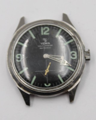 Auktion 376<br>Vintage-Armbanduhr, Yema Sous-Marine Antichoc, Handaufzug, Werk läuft, Tragespuren, ohne Band, D-3,7cm [1]