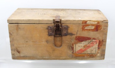 Auktion 376<br>Munitionskiste, wohl 2. WK, Altersspuren, ca. H-19cm B-41cm [1]