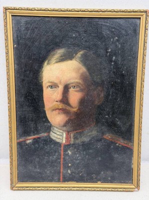 Auktion 376<br>Portrait eines Leutnants um 1888, verso betitelt, Öl/Pappe, gerahmt, RG 29x21 cm [1]