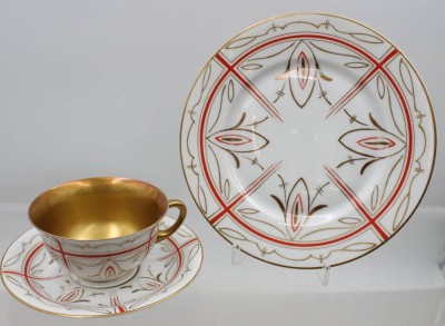 Auktion 376<br>Art-Déco-Sammelgedeck, Heinrich & Co. Selb,  Dekor „Regina“, leicht berieben, Tasse H-5cm [1]