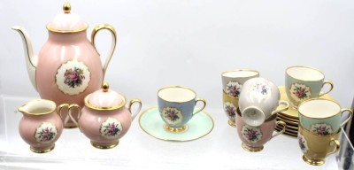 Auktion 376<br>Mokkaservice für 8 Personen, Fürstenberg, florales Dekor, Mokkakern und 8x Tassen mit U.T., Kanne H-20cm [1]