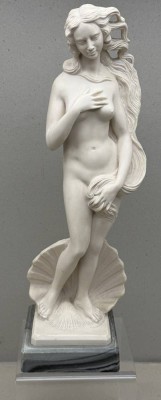 Auktion 376<br>gr. dekorative Figur 