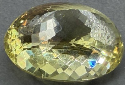 Auktion 376<br>gr. Lemon Citrin, oval, 143,49 Karat, facettiert [1]