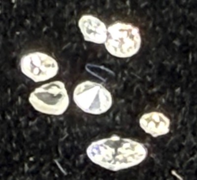 Auktion 376<br>8 Diamanten/Brillanten, zusammen 0,176 Karat [1]