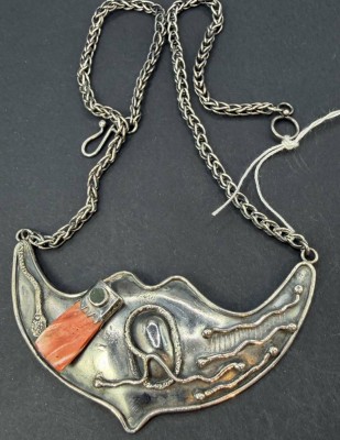 Auktion 376<br>Silbercollier-925- Peru, mitroten Stein, L-42 cm, 16,24 gr [1]