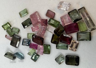 Auktion 376<br>Konvolut Turmaline, ca. 28ct. [1]