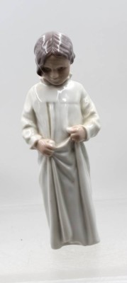 Auktion 376<br>Mädchen im Nachthemd, Bing & Grøndahl, Entw. Michaela Ahlmann, ca. H-20cm [1]