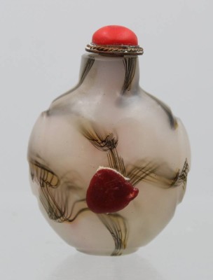 Auktion 376<br>Snuffbottle, China, Speckstein?, rotes Exportsiegel, ca. H.-6,5cm [1]