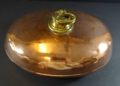 Auktion <br>polierte Kupfer-Messing Wärmflasche, verdellt, H-12 cm,  28x21 cm [1]