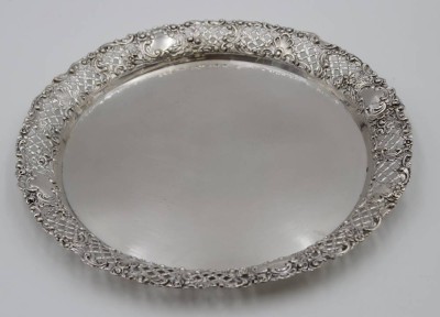 Auktion 361<br>runde Platte, 800er Silber, durchbrochener Rand, D-28,5cm, ca. 485gr. [1]