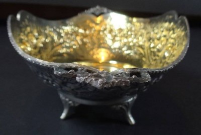 ovale Silberschale-800-, Rosendekor, innen vergoldet, H-8 cm, 20x13 cm, 183 gr.