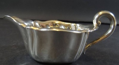 Milchkännchen, Silber-830-, 45,4 gr. H-6 cm, L-13 cm