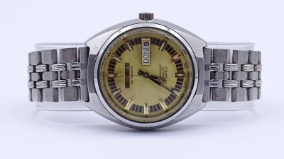 Auktion 343<br>Herren Armbanduhr 