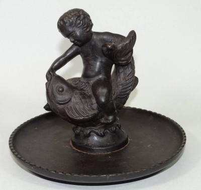 Auktion 338<br>Just ANDERSEN (1884-1943), Knabe auf Fisch, Metall, (nicht signiert), H-14 cm, D-17 cm [1]