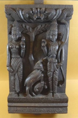 Auktion 344<br> indische Holzschnitzerei, Wandtafel, 46x24 cm, T-6 cm [1]