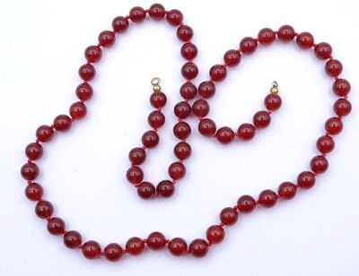 Auktion <br>Kugelförmige Karneol Halskette, Verschluss fehlt, L. 62cm, D. 8mm [1]