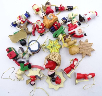 Auktion <br>Konvolut kl. div. Anhänger, Weihnachtsmotive [1]