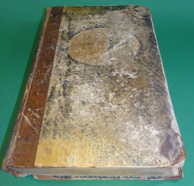 Auktion 372<br>Kassenbuch der Mttelstenaher Mühle (bei Lamstedt) ab ca 1850 bis ca. 1925, viele Einträge für die einzelnen Bauern, mit Ortsangaben,  C.H Wölbern, gegr. 1783, Getreide-Mehl und Futtermittel-Handlung, 2x orig. Rechnungen anbei (Landkreis Cuxhaven), 34x24 cm [1]