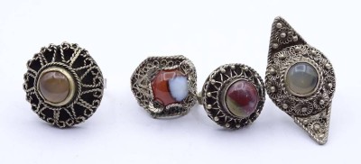 4x alte Ringe mit Halbedelsteinen, orientalisch?, Alters und Gebrauchsspuren [1]