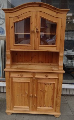 Auktion <br>Weichholz-Küchenschrank, natur, H-180 cm, B-96 cm, kl. Druckstellen etc., neuzeitl. [1]