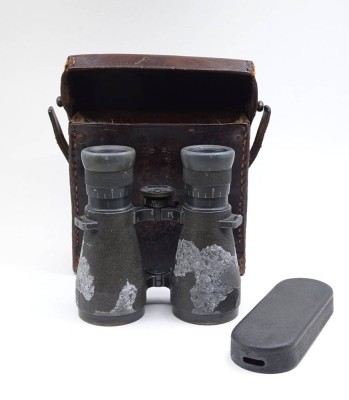 Auktion <br>Fernglas 08, 1:16, Emil Busch AG, mit Köcher und Okularkappe, 1 WK, Alters- und Gebrauchsspuren, Riemen fehlt [1]