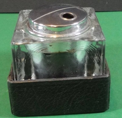Auktion <br>gr. Rowenta-Tischfeuerzeug, Glasblock in Lederstand, H-7 cm, 8x8 cm, 70-er Jahre [1]