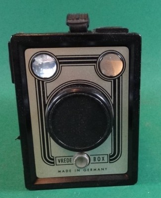 Auktion <br>Vrede-Box, Fotobox [1]