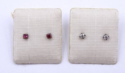 Auktion <br>Paar Silber Ohrstecker, Juweliersauflösung, ungetragen [1]