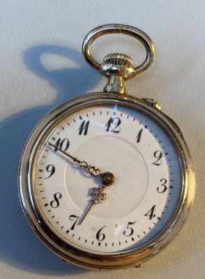 Auktion <br>mechan. Frackuhr in Doublegehäuse, guter Zustand, Werk läuft, D-3,2 cm [1]