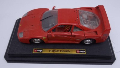 Burago Ferrari F40, 1:24 [1]