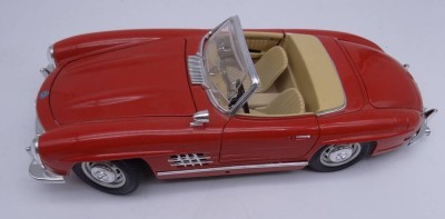 Burago 300 SL Coupe, 1:18 [1]
