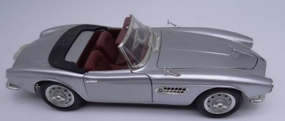 BMW Automdell ohne Hersteller, Metall-Kunststoff, 1:24 [1]