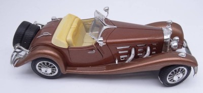 Mercedes Benz 500K Roadster 1936 - Bburago 3020 1:20 Diecast [1]