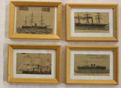 Auktion 339<br>4x Stiche mit Darstellungen div. Dampfschiffe, älter, je ger./Glas, RG 10,7 x 14,8cm. [1]