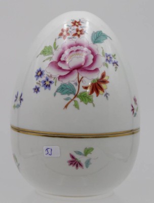 Auktion <br>gr. Zierdose in Eiform, Herend, florale Bemalung, H-15cm D-11cm. [1]