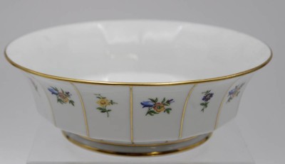 Auktion <br>runde Schale, Fürstenberg, Greque Mille Fleurs, H-6,5cm D-19cm. [1]